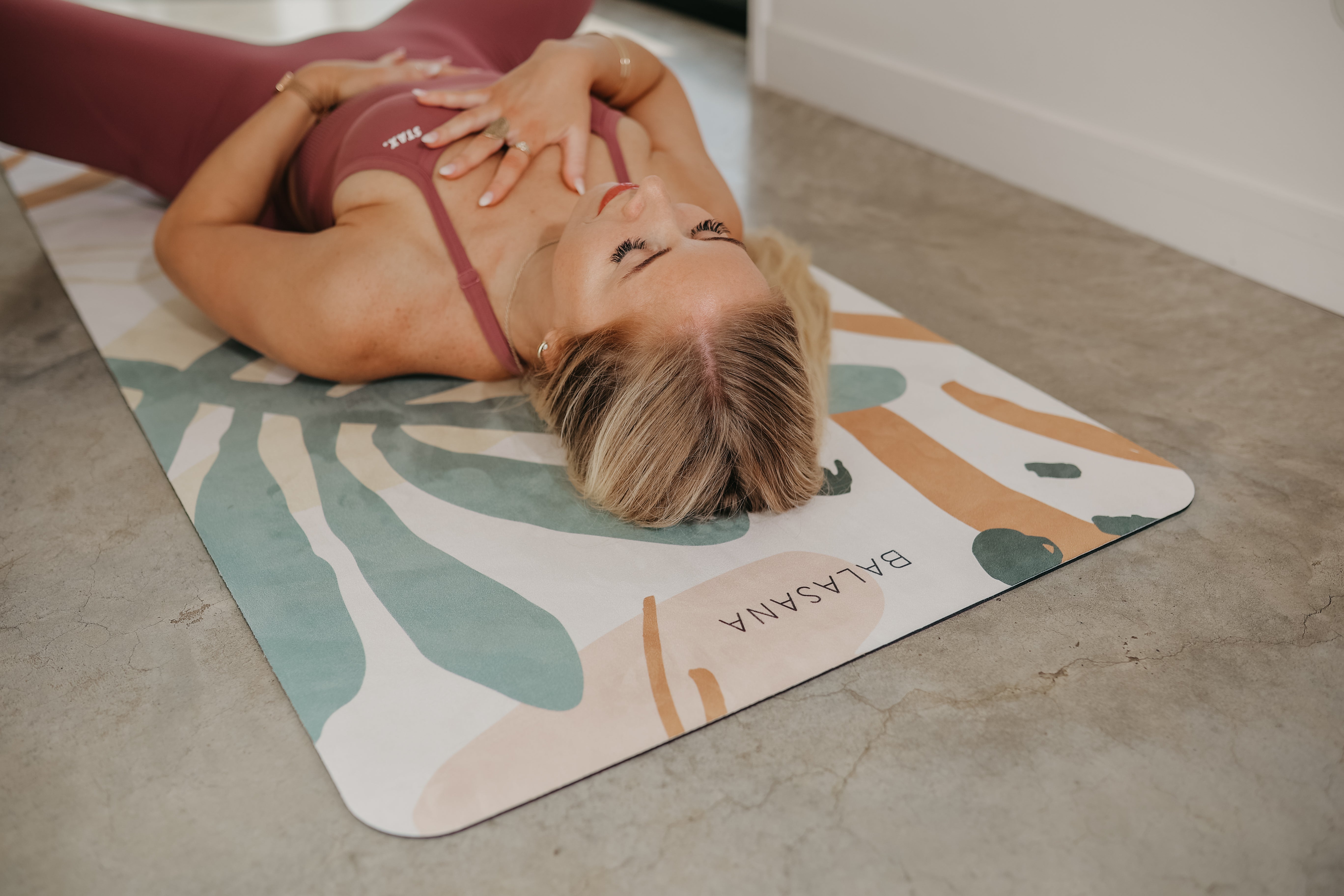 Jasmine Kroeze's 'Tropical' Yoga Mat